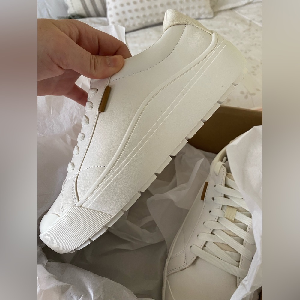 Dr. Scholl’s Time Off Sneaker. Brand New Size 8